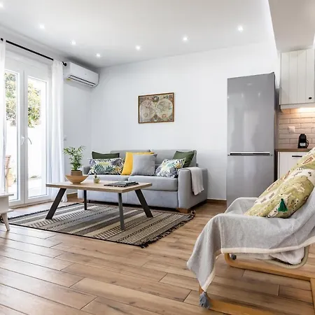 Sea Senses - Modern In Town Living Appartamento *