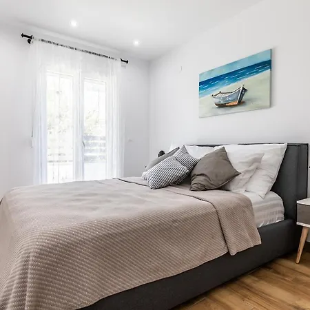 Apartment Sea Senses